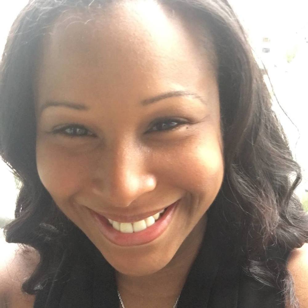 Meet your Posher, Noemi